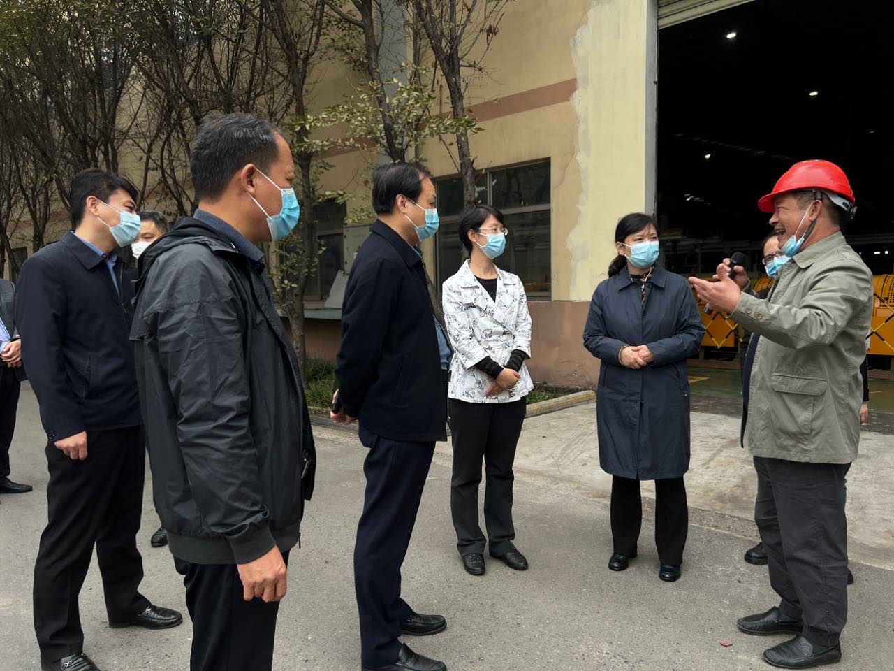 省政府穩(wěn)住經(jīng)濟大盤督導(dǎo)和服務(wù)工作組蒞臨我司指導(dǎo)工作