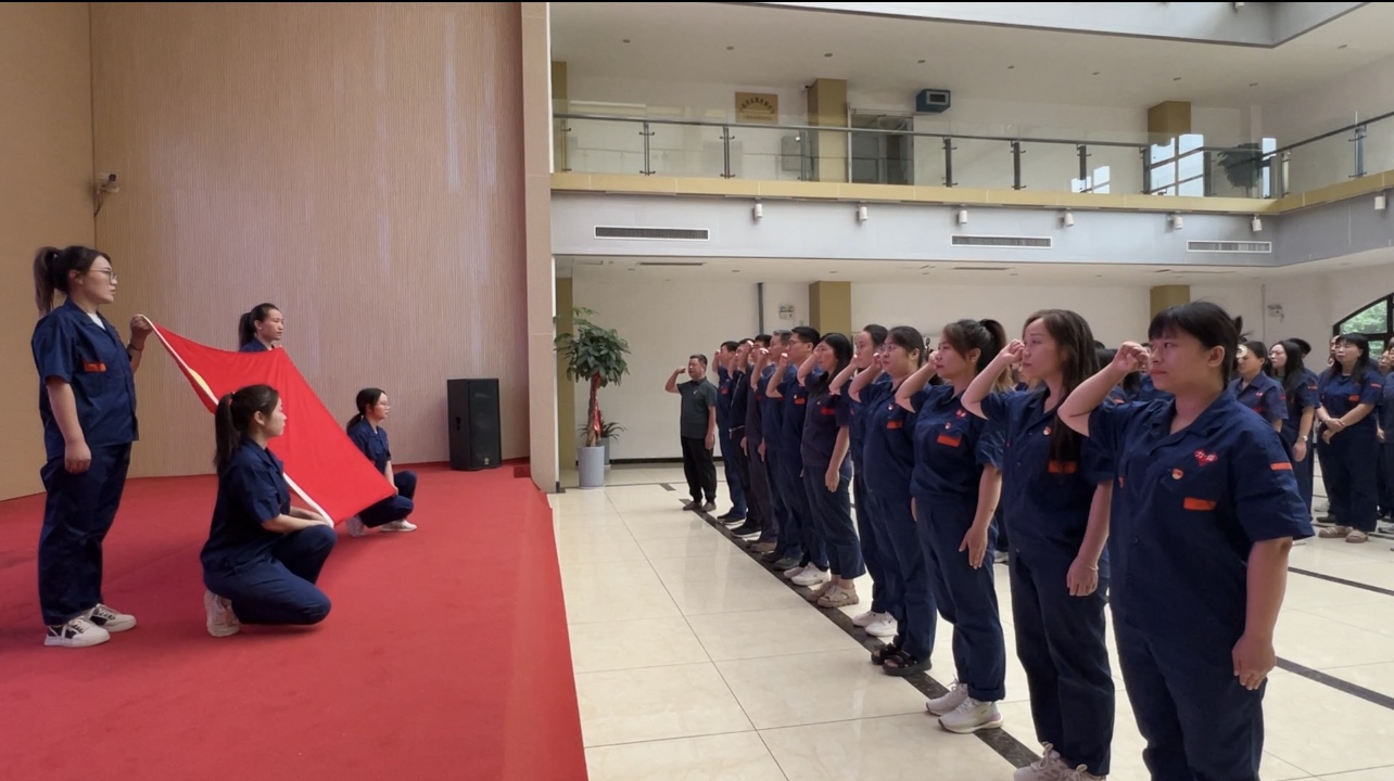 迎七一、憶初心、強(qiáng)黨性、建新功慶祝”七一”系列活動(dòng)